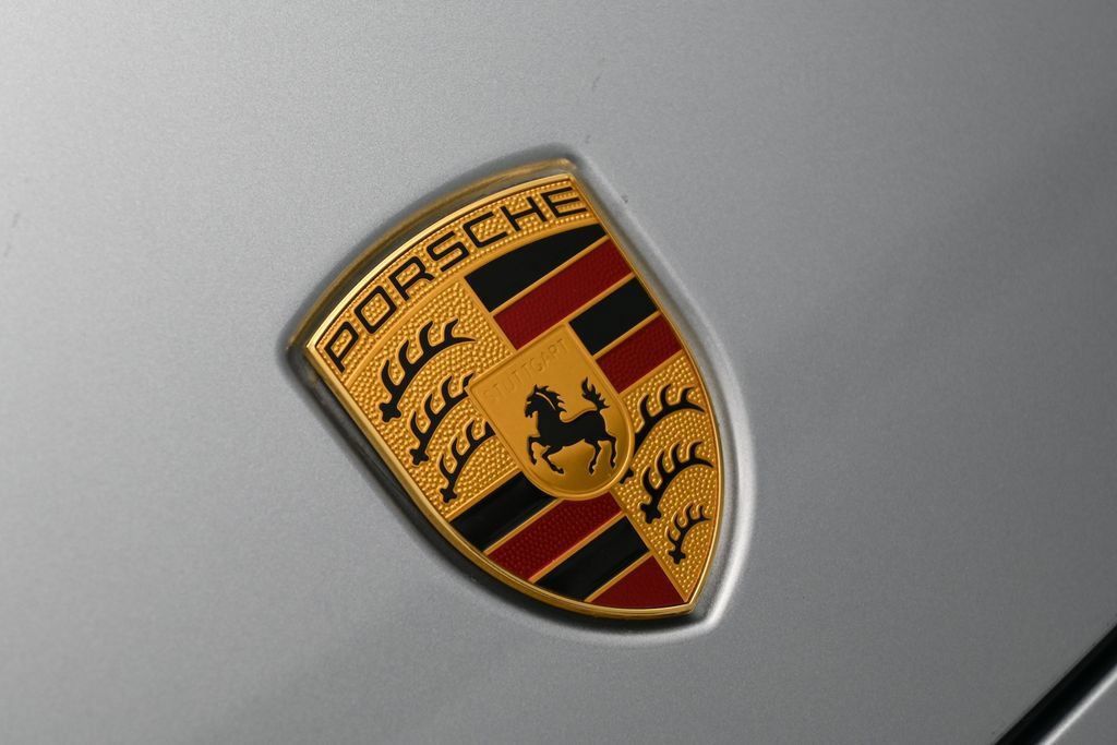 Used 2023 Porsche Cayenne GTS AWD/4WD image 42