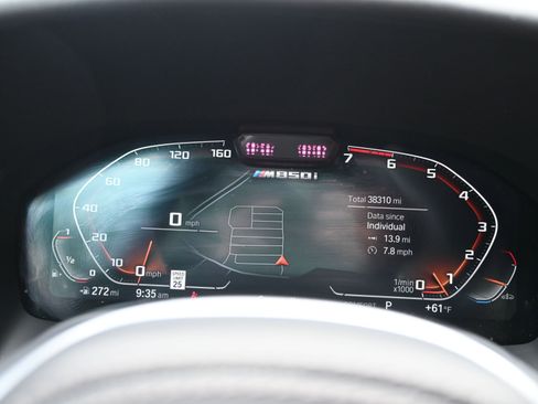 Used 2023 BMW M850i xDrive Coupe image 33