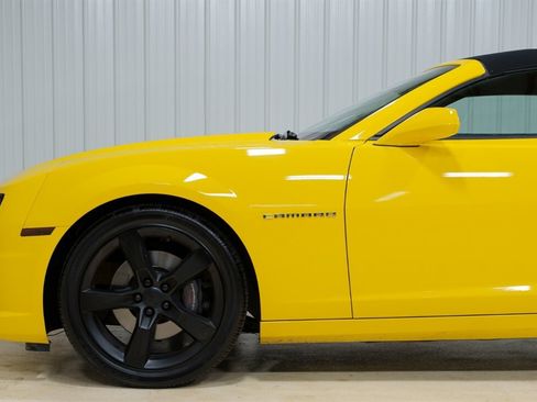 Used 2011 Chevrolet Camaro SS w/ RS Package RWD image 3
