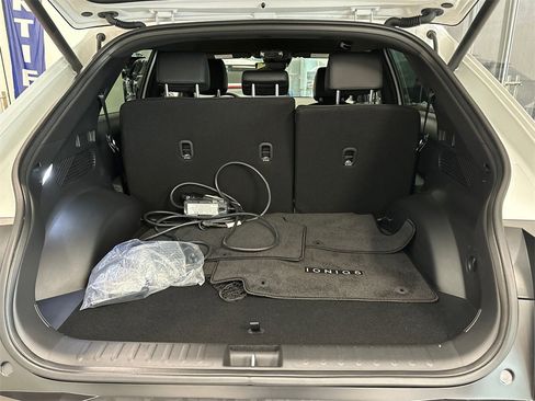 Used 2025 Hyundai Ioniq 5 XRT image 6