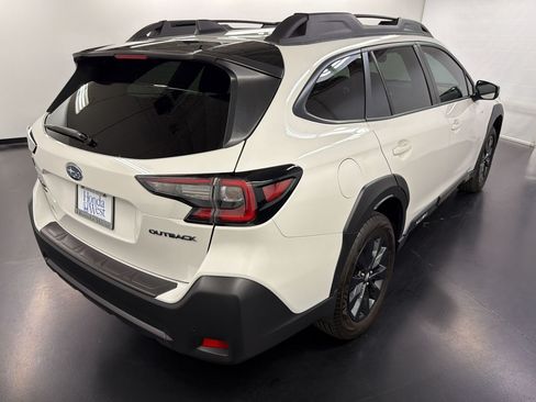 Used 2025 Subaru Outback Onyx Edition w/ Popular Package #2 AWD/4WD image 9
