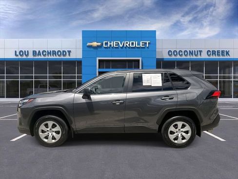Used 2024 Toyota RAV4 LE FWD image 5