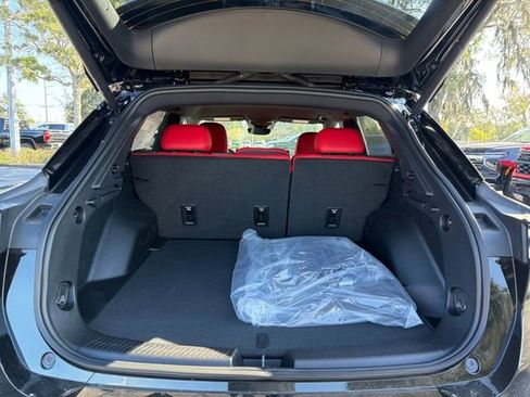 New 2026 Chevrolet Equinox EV RS image 9