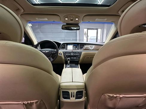 Used 2015 Hyundai Genesis 3.8 w/ Option Group 02 image 34
