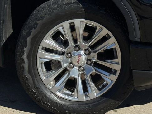 Used 2022 GMC Sierra 1500 Denali AWD/4WD image 36