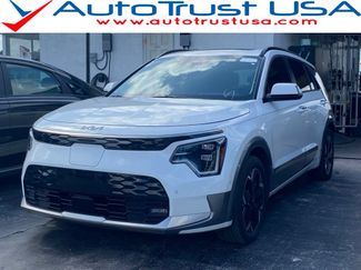 Used 2023 Kia Niro Wave FWD video 1