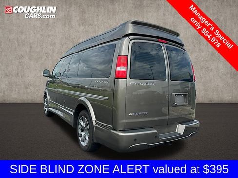 Used 2023 Chevrolet Express 2500 RWD image 6
