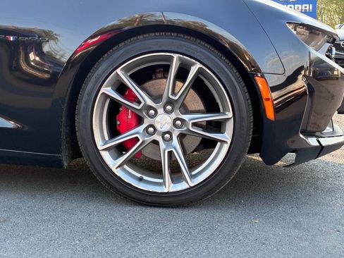Used 2021 Chevrolet Camaro LT w/ RS Package RWD image 38