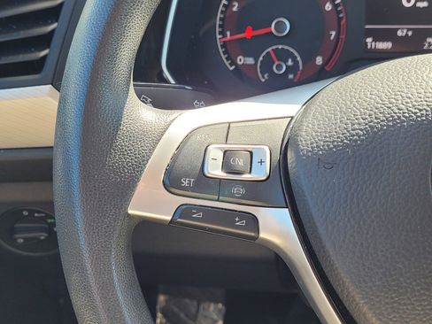 Used 2019 Volkswagen Jetta S image 19