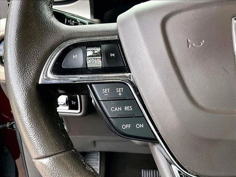 Used 2023 Lincoln Nautilus FWD image 20
