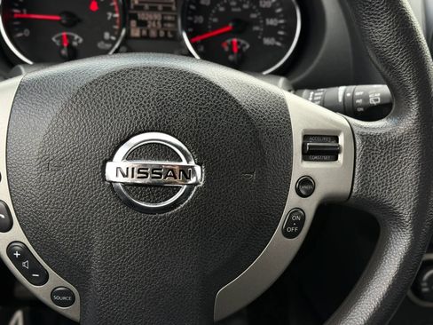 Used 2014 Nissan Rogue S w/ Convenience Package AWD/4WD image 28