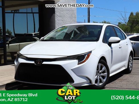 Used 2020 Toyota Corolla LE FWD image 1