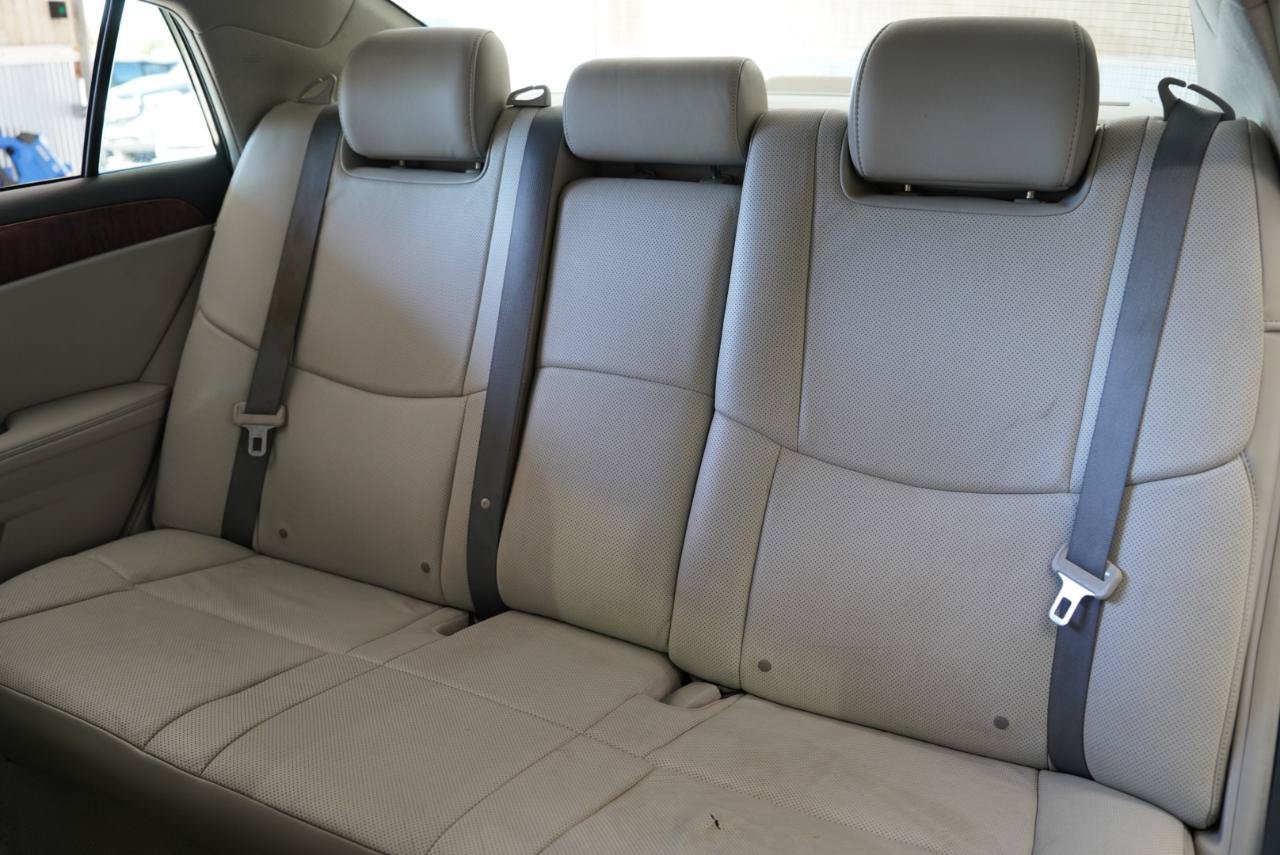 Used 2012 Toyota Avalon Limited FWD image 33