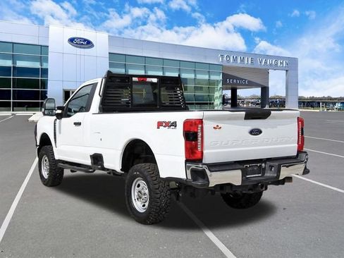 Used 2023 Ford F250 XL w/ 360-Degree Camera Package AWD/4WD image 2