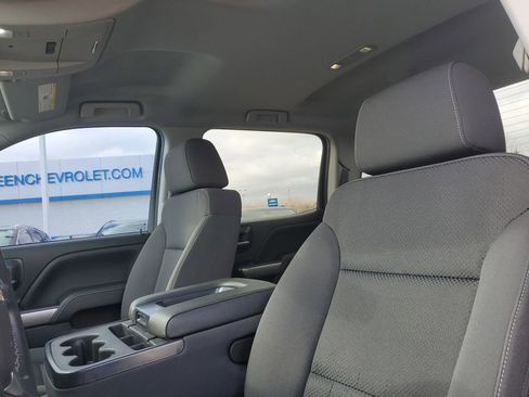 Used 2018 Chevrolet Silverado 1500 LT w/ Texas Edition image 7