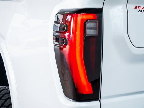 Used 2024 GMC Sierra 2500 Denali Ultimate w/ Max Trailering Package image 26