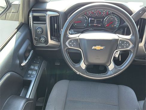 Used 2018 Chevrolet Silverado 1500 LT w/ All Star Edition image 18