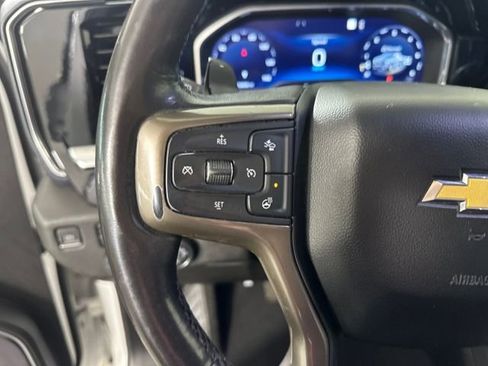Used 2022 Chevrolet Silverado 1500 High Country image 15