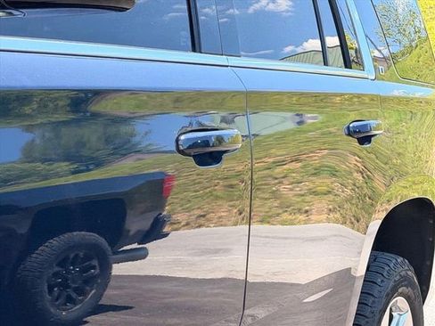 Used 2020 Chevrolet Tahoe LT AWD/4WD image 22