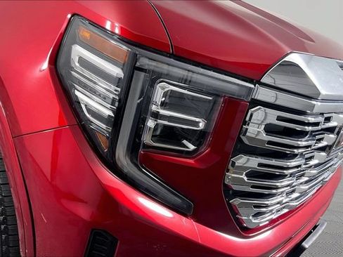 Used 2023 GMC Sierra 1500 Denali w/ Denali Reserve Package AWD/4WD image 28