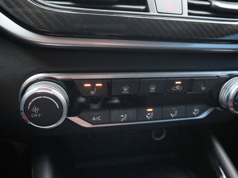 Used 2024 Nissan Altima 2.5 SR w/ SR Premium Package image 17