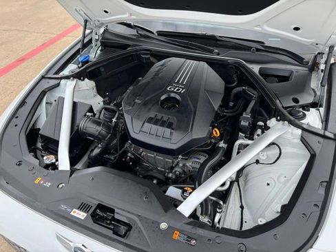 Used 2023 Genesis G70 2.0T w/ Sport Prestige Package image 28