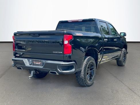 Used 2021 Chevrolet Silverado 1500 Custom Trail Boss AWD/4WD image 7