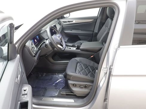 New 2026 Volkswagen Atlas Cross Sport SE w/ Panoramic Sunroof Package image 7