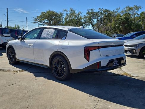New 2025 Kia K4 GT-Line Turbo image 6