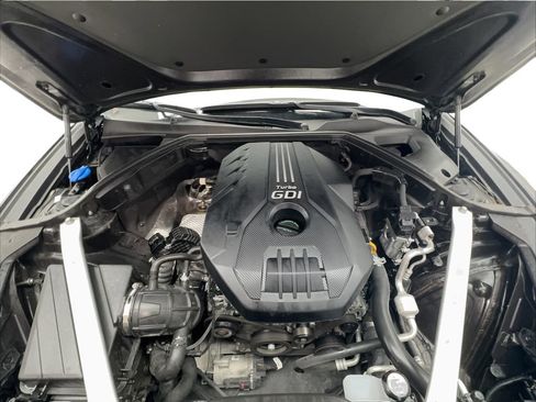 Used 2023 Genesis G70 2.0T RWD image 17