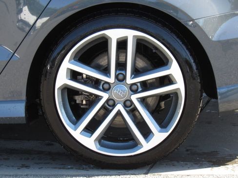 Used 2019 Audi A3 2.0T Premium Plus w/ Premium Plus Package AWD/4WD image 10