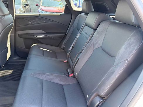 Used 2025 Lexus RX 450h AWD w/ Convenience Package image 17