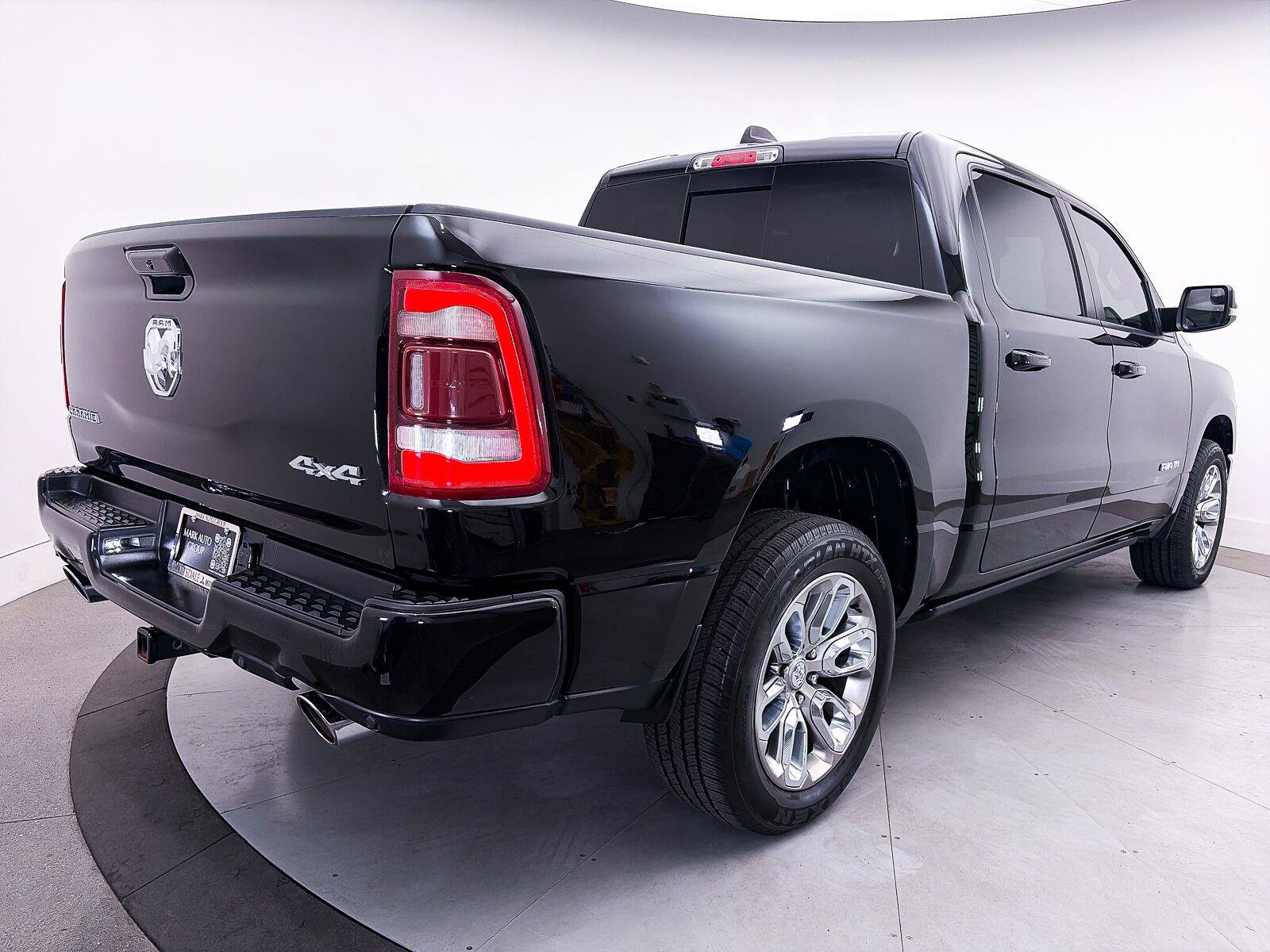 Used 2023 RAM 1500 Laramie AWD/4WD image 18