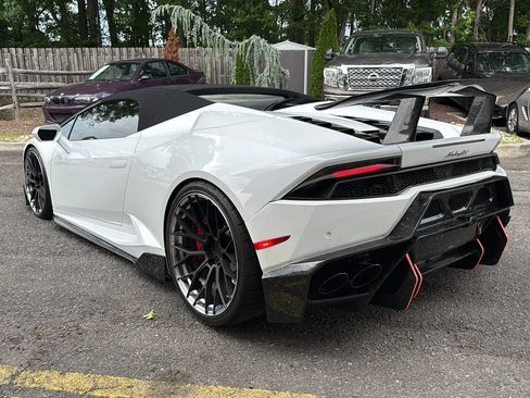 Used 2017 Lamborghini Huracan LP 580-2 RWD image 7