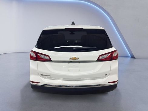 Used 2020 Chevrolet Equinox LT w/ Driver Convenience Package image 5