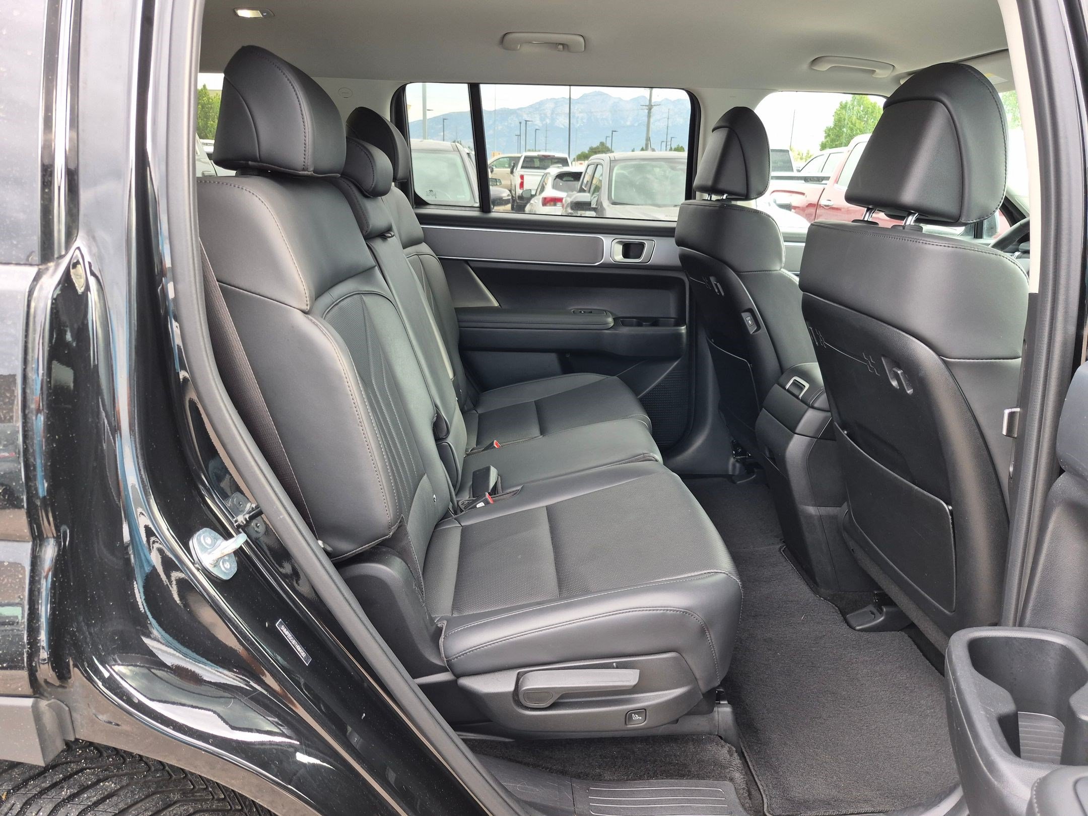 Used 2026 Hyundai Santa Fe SEL AWD/4WD image 29
