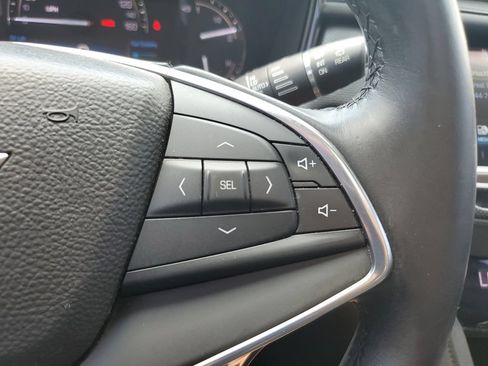 Used 2017 Cadillac XT5 Luxury AWD/4WD image 21