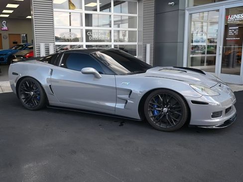 Used 2010 Chevrolet Corvette ZR1 w/ Preferred Equipment Group RWD image 7