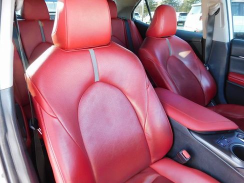 Used 2021 Toyota Camry XSE w/ Navigation Package image 21