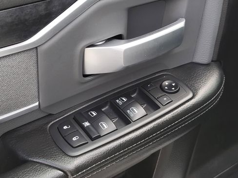 Used 2019 RAM 2500 Big Horn AWD/4WD image 15