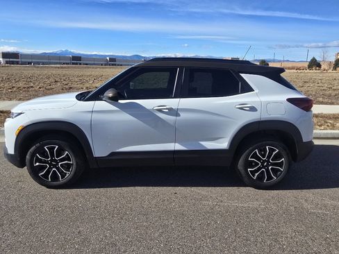 Used 2022 Chevrolet TrailBlazer ACTIV image 2