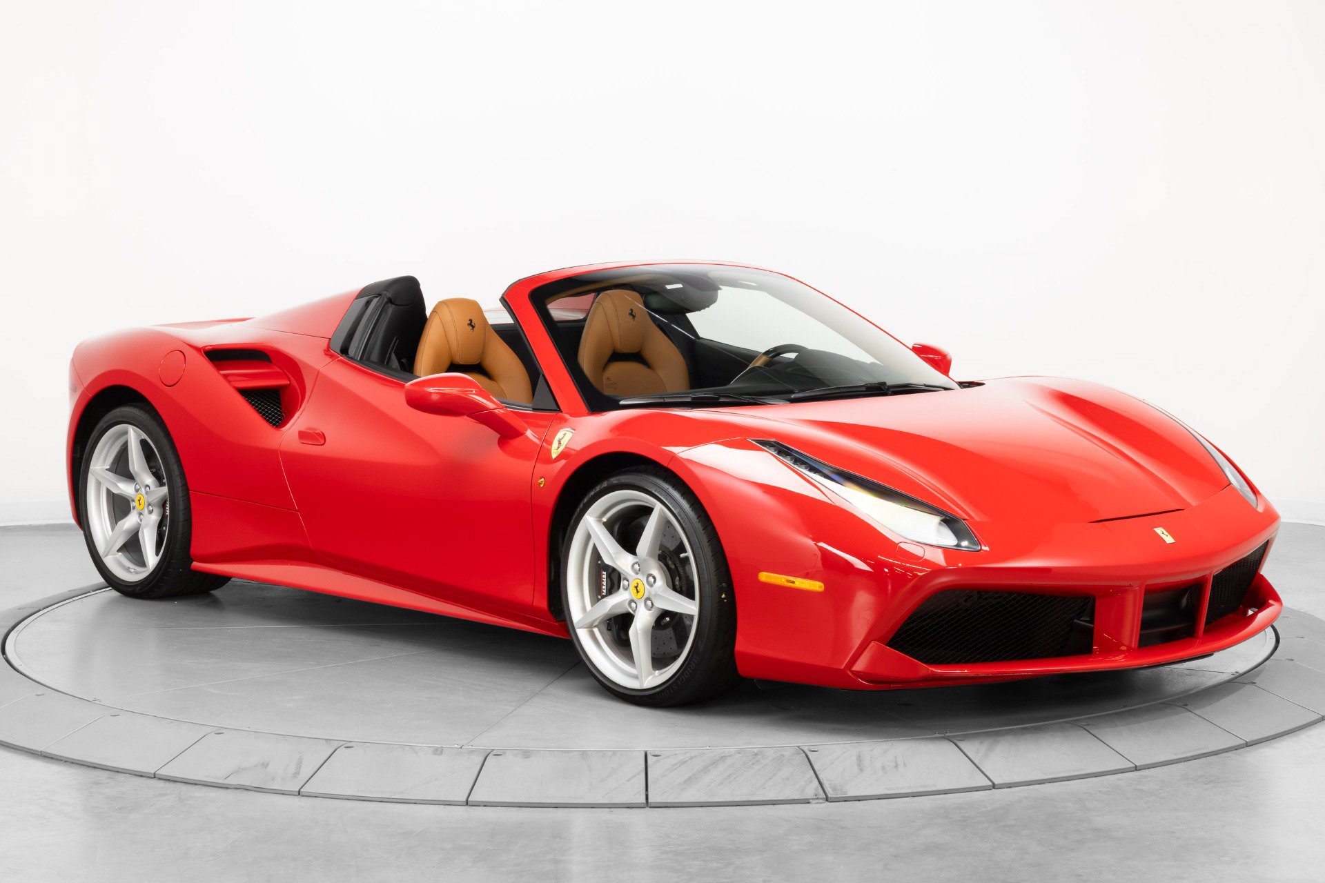 Certified 2019 Ferrari 488 Spider RWD image 10