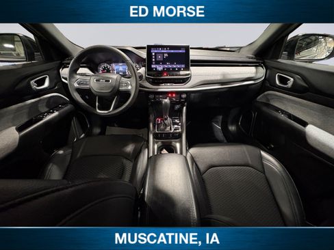 Used 2024 Jeep Compass Latitude AWD/4WD image 10