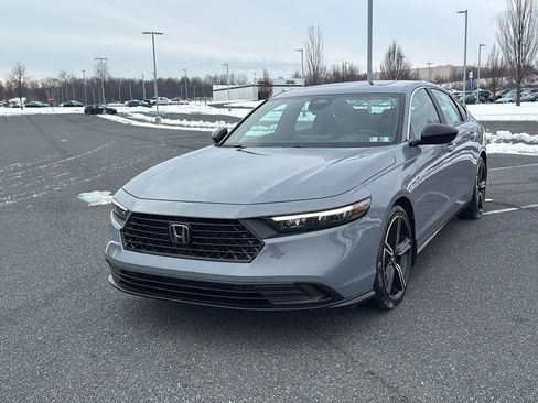 Used 2023 Honda Accord Sport image 15