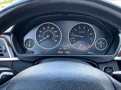 Used 2017 BMW 330i xDrive Sedan AWD/4WD image 22