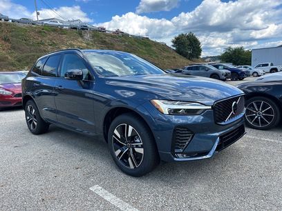 New 2026 Volvo XC60 B5 Plus w/ Protection Package Premier