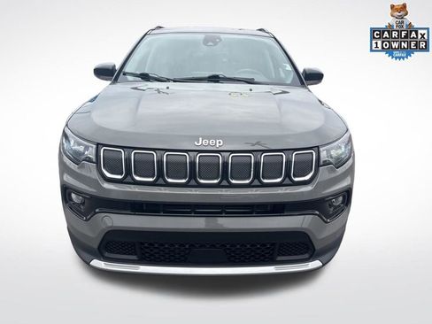 Certified 2022 Jeep Compass Limited image 9