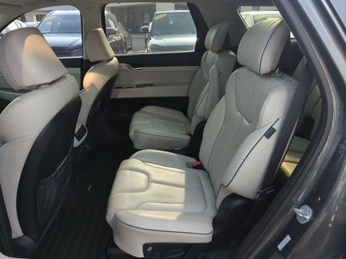 Used 2023 Hyundai Palisade Calligraphy FWD image 29