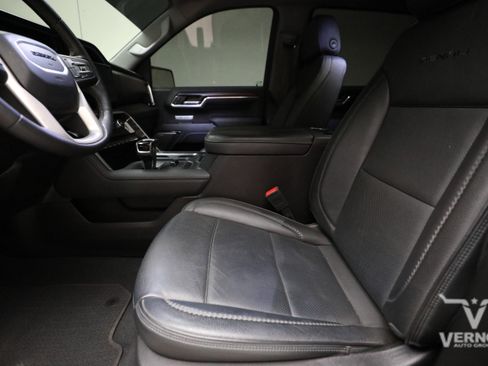 Used 2024 GMC Sierra 1500 Denali AWD/4WD image 10
