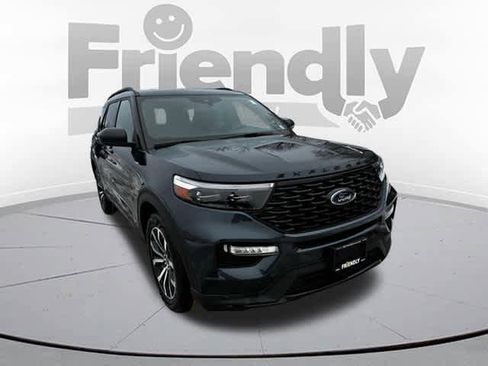 Used 2023 Ford Explorer ST-Line w/ Class IV Trailer Tow Package image 3
